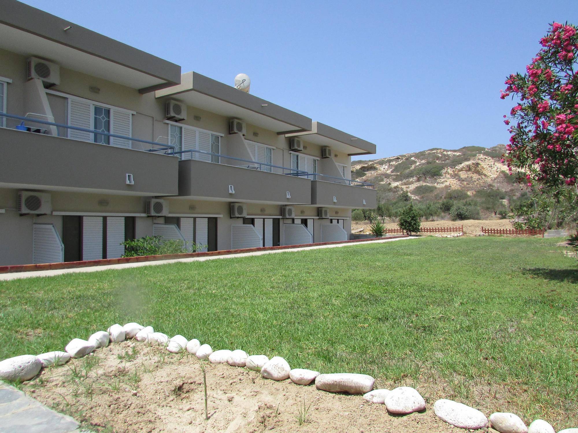Sevi Apartments Kefalos  Bagian luar foto